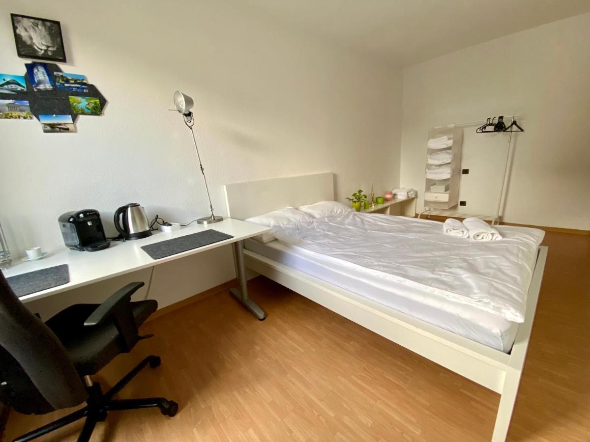 Private Room With Free Parking Koblenz  Exterior photo