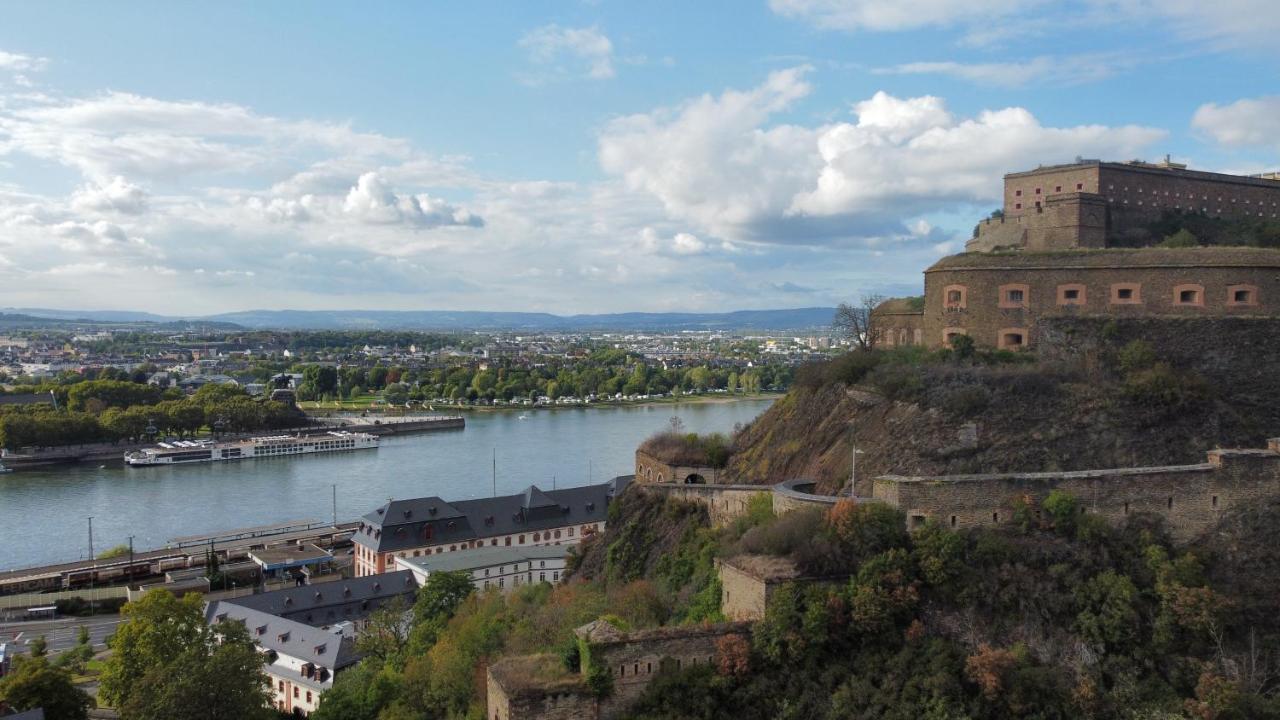 Private Room With Free Parking Koblenz  Exterior photo